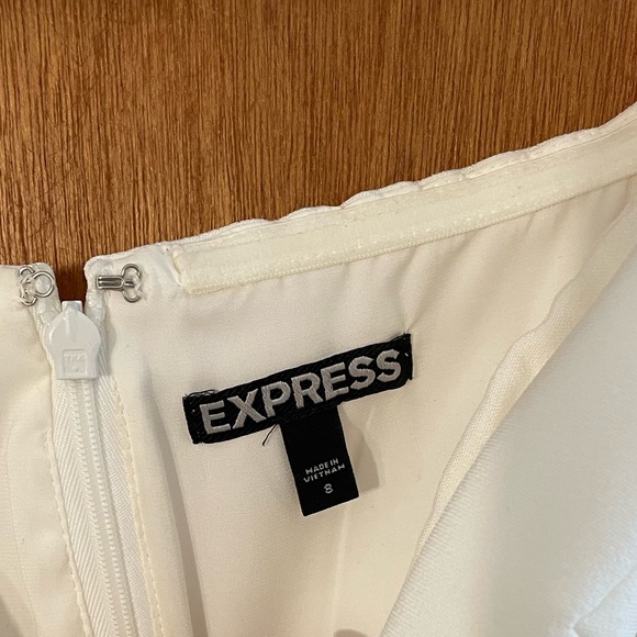 Express Jumpsuit - Picture 2 of 4